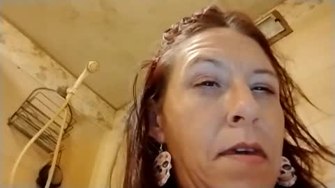 Snapshot of sexycouple6585 chatting on October 2025 04:21:02 AM Sexycouple6585 online show from October 2025 04:21:02 AM