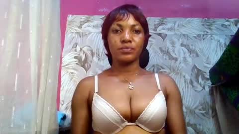 Snapshot of sexydoll32 chatting on June 2026 10:56:01 PM sexydoll32 online show from June 2026 10:56:01 PM
