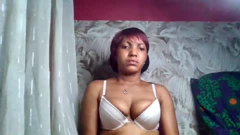 Snapshot of sexydoll32 chatting on June 2026 06:10:02 AM sexydoll32 online show from June 2026 06:10:02 AM