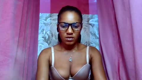 Snapshot of sexydoll32 chatting on July 2026 11:25:01 PM sexydoll32 online show from July 2026 11:25:01 PM