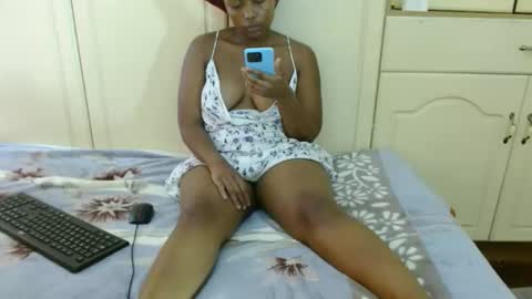 Snapshot of sexydollsx chatting on October 2025 05:52:01 AM sexydollsx online show from October 2025 05:52:01 AM