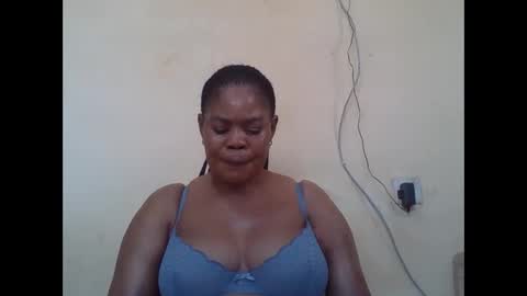 EMILY online show from November 2025 07:40:01 AM