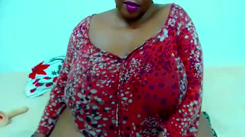 Snapshot of sexyebonylove89 chatting on December 2024 11:19:02 PM sexyebonylove89 online show from December 2024 11:19:02 PM