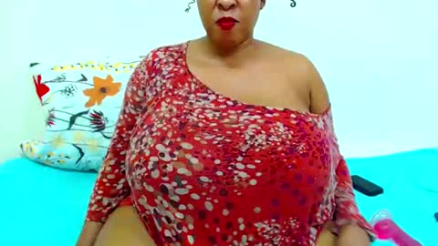 Snapshot of sexyebonylove89 chatting on February 2025 01:32:01 PM sexyebonylove89 online show from February 2025 01:32:01 PM