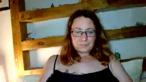 Snapshot of sexyemilyoliver chatting on June 2026 01:26:02 PM Emily online show from June 2026 01:26:02 PM