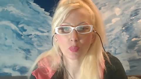 Snapshot of sexyeni chatting on December 2024 01:48:01 AM ENI pvt moan your name WHEN I M NOT online you tell me in SNAPCHAT deal yes add me... FREE TWITTER magiconline101...... online show from December 2024 01:48:01 AM