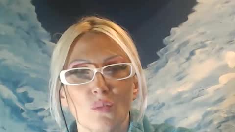 Snapshot of sexyeni chatting on March 2026 10:35:01 PM ENI pvt moan your name WHEN I M NOT online you tell me in SNAPCHAT deal yes add me... FREE TWITTER magiconline101...... online show from March 2026 10:35:01 PM