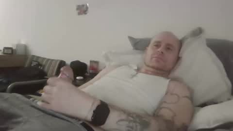 sexyfredy7722 online show from January 2026 08:22:02 PM