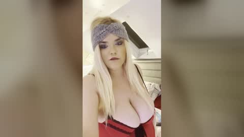 sexygirly1903 online show from March 2026 05:19:02 PM