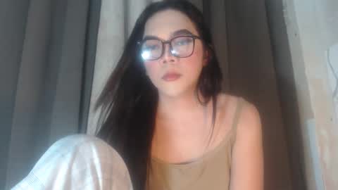 Snapshot of sexygoddess_tyra chatting on November 2025 09:37:01 PM TYRA 3 online show from November 2025 09:37:01 PM