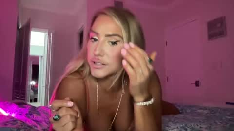 Snapshot of sexygoodvibebabe69 chatting on September 2025 09:36:02 AM Ashley Love online show from September 2025 09:36:02 AM