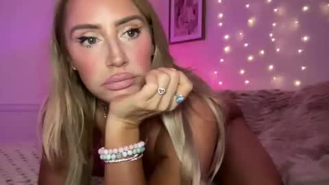 Snapshot of sexygoodvibebabe69 chatting on November 2025 08:12:01 AM Ashley Love online show from November 2025 08:12:01 AM