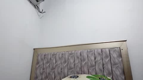 Snapshot of sexygril01 chatting on October 2025 11:20:02 AM sexygril01 online show from October 2025 11:20:02 AM