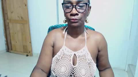 sexyhanny4u online show from November 2025 05:39:02 AM