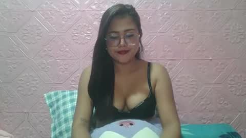 Snapshot of sexyjessa20 chatting on April 2026 03:46:02 PM sexyjessa20 online show from April 2026 03:46:02 PM