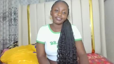 JOAN online show from March 2026 08:25:02 PM