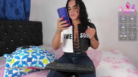 Snapshot of sexykhloe chatting on September 2025 08:10:01 PM Alexaa online show from September 2025 08:10:01 PM