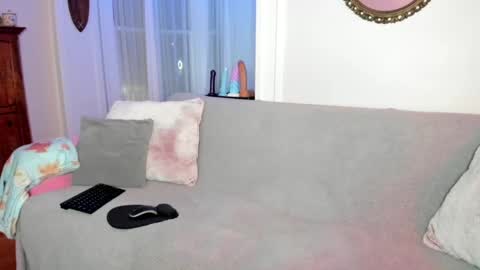 Snapshot of sexykittycouple chatting on September 2025 03:55:02 AM Peaches Justin online show from September 2025 03:55:02 AM