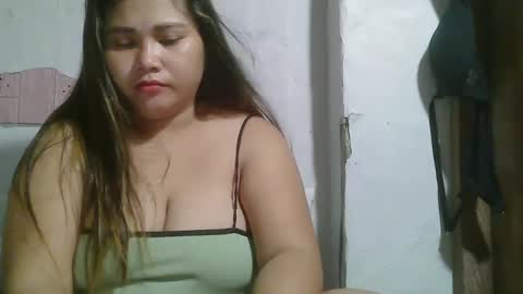 Snapshot of sexykittymom chatting on February 2025 06:31:02 PM sexykittymom online show from February 2025 06:31:02 PM