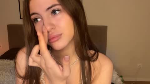 arya online show from November 2025 09:35:01 PM