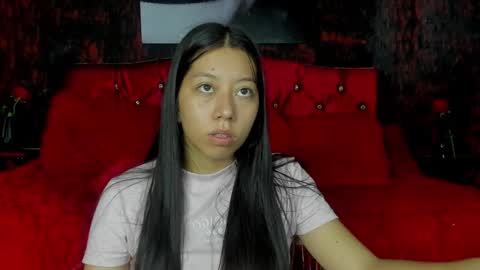 Snapshot of sexylaurita4u chatting on December 2024 11:36:02 AM laura online show from December 2024 11:36:02 AM