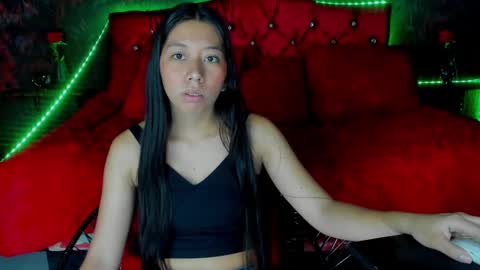 Snapshot of sexylaurita4u chatting on December 2024 11:45:02 AM laura online show from December 2024 11:45:02 AM