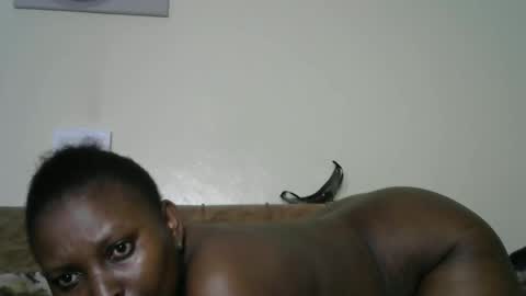 Snapshot of sexylavine_ chatting on December 2025 09:36:01 AM sexylavine_ online show from December 2025 09:36:01 AM