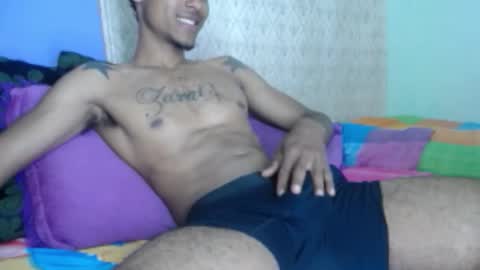 Snapshot of sexyleon69 chatting on September 2025 06:33:02 PM Sexy leon online show from September 2025 06:33:02 PM