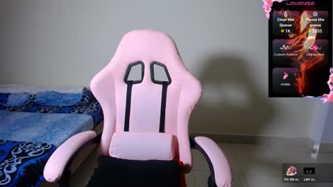 sexyloba  independent model online show from December 2025 12:56:01 PM