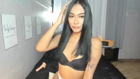 Snapshot of sexylovesappira chatting on October 2025 05:13:01 AM maxine online show from October 2025 05:13:01 AM