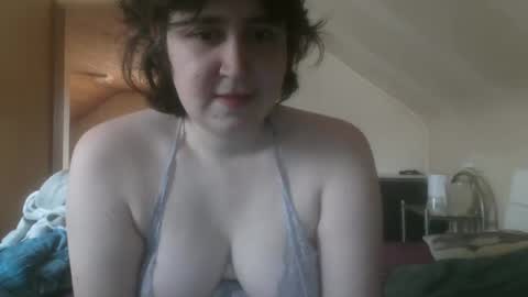 Snapshot of sexylucy2025 chatting on January 2025 11:39:01 AM SexyLucy2025 online show from January 2025 11:39:01 AM