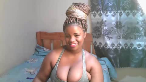 sexylucy33 online show from February 2026 09:43:01 PM