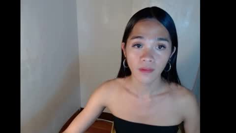 Lunox3 online show from October 2025 11:25:02 PM