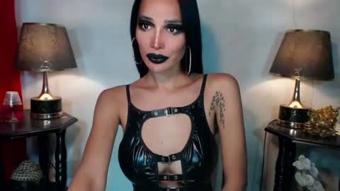 Snapshot of sexylusty2258 chatting on August 2026 08:22:01 PM Queen Sofia online show from August 2026 08:22:01 PM