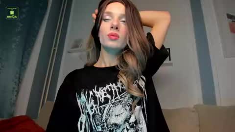 Snapshot of sexymiatrans chatting on January 2026 10:13:02 PM Sexy online show from January 2026 10:13:02 PM