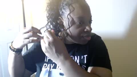 SexyMona online show from June 2026 07:00:01 AM