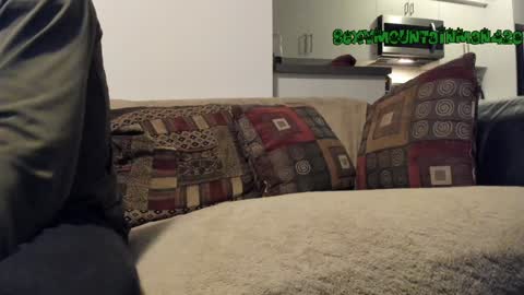 Snapshot of sexymountainman420 chatting on December 2024 04:32:01 AM Sexymountainman420 online show from December 2024 04:32:01 AM