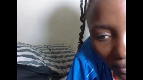 VIVIAN online show from December 2025 06:58:01 PM