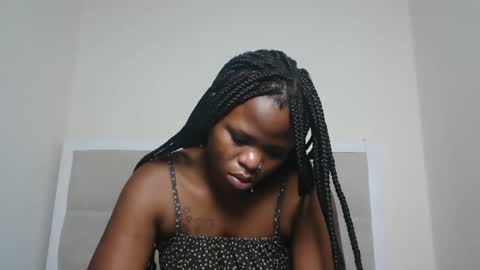 nina online show from October 2025 07:42:02 PM