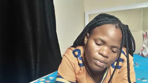 nina online show from November 2025 08:00:01 PM