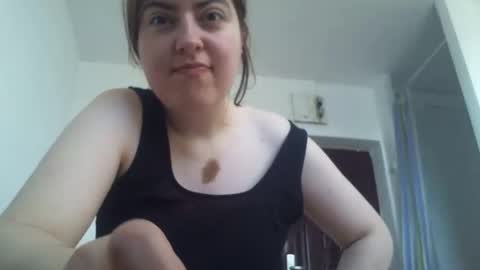 Snapshot of sexynyu18 chatting on April 2026 06:50:02 AM Alex online show from April 2026 06:50:02 AM