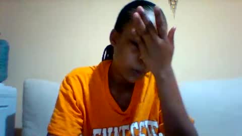 DOVY ACHIENG online show from September 2025 07:52:02 AM