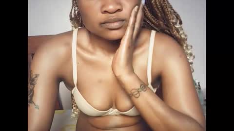 queenivy online show from January 2026 02:54:02 PM