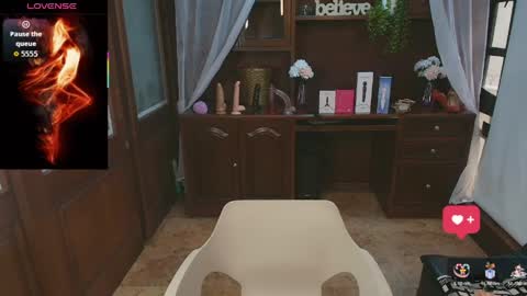 Snapshot of sexyrachel_ chatting on May 2026 12:32:02 PM R A C H E L online show from May 2026 12:32:02 PM