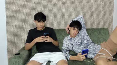 Snapshot of sexys_boys18 chatting on January 2025 08:37:01 PM MATIAS-18 THIAHO -18 MAX-19 NICOKALY-19 CAIN-19 MOD ESTEBAN online show from January 2025 08:37:01 PM