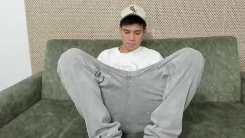 Snapshot of sexys_boys18 chatting on September 2025 07:08:02 PM MATIAS-18 THIAHO -18 MAX-19 NICOKALY-19 CAIN-19 MOD ESTEBAN online show from September 2025 07:08:02 PM