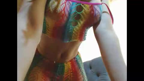 Venus Independent Model online show from November 2025 05:13:02 PM