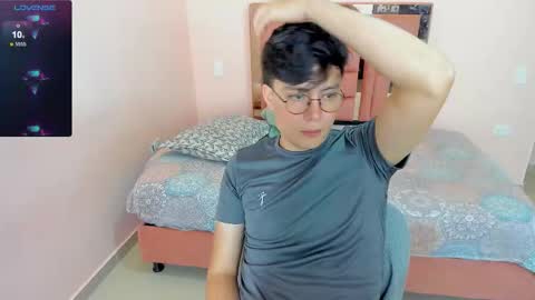 Snapshot of sexystteven chatting on October 2025 12:33:02 AM Jeff online show from October 2025 12:33:02 AM