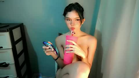 Snapshot of sexytight_tanya chatting on November 2025 09:48:01 PM sexytight_tanya online show from November 2025 09:48:01 PM