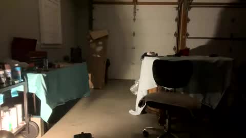 Smooth bi guy online show from October 2025 07:36:03 AM